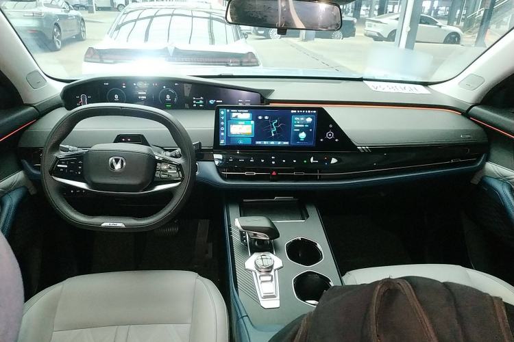 Used Changan UNI-K iDD 2022 Blue Whale iDD 130km 1.5T Prestige Model
