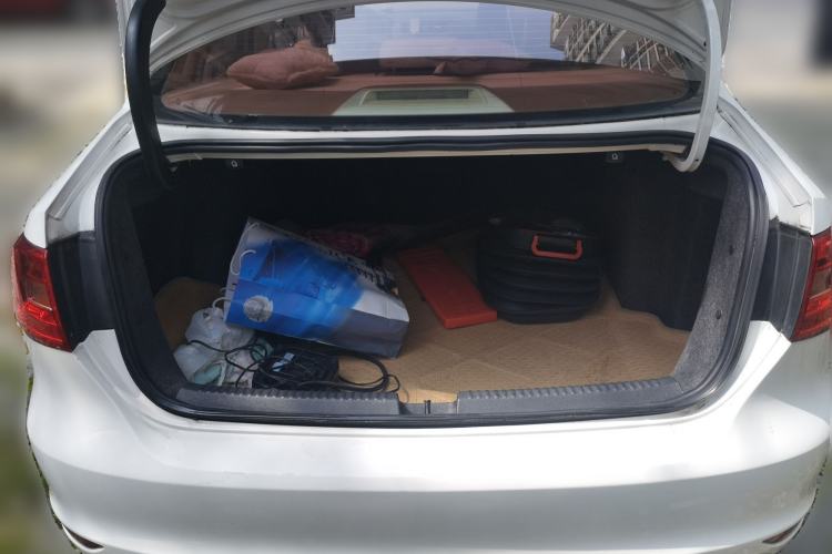 Used Volkswagen Sagitar 2012 1.6L Automatic Comfort Edition
