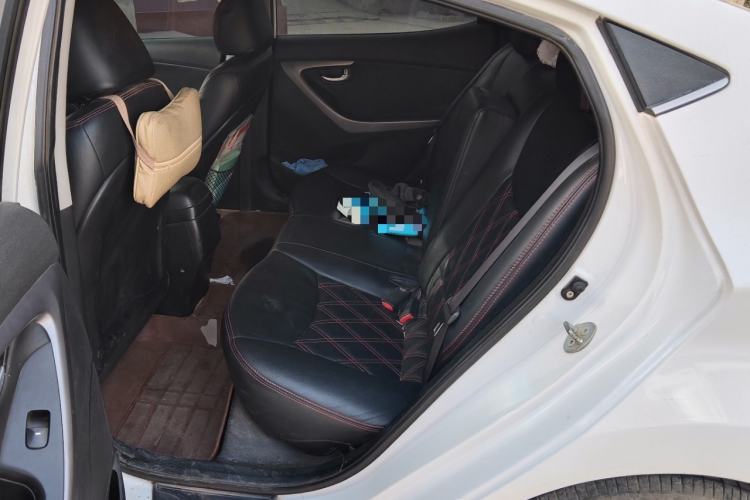 Used Hyundai Elantra (5th Generation / Langdong) 2016 1.6L Manual Luxury Model