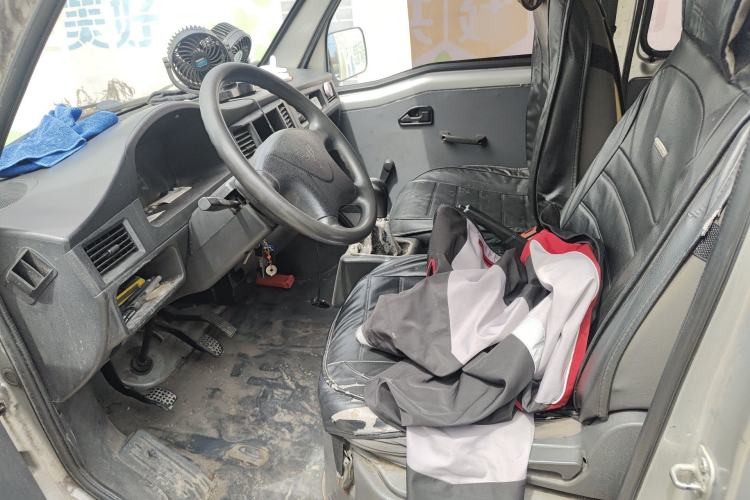 Used Wuling Zhiguang 2015 1.2L S Practical Model LSI Driver Seat