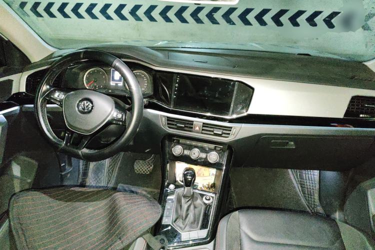 Used Volkswagen Tayron 2019 330TSI Two-Wheel Drive Luxury Model China VI Standard
