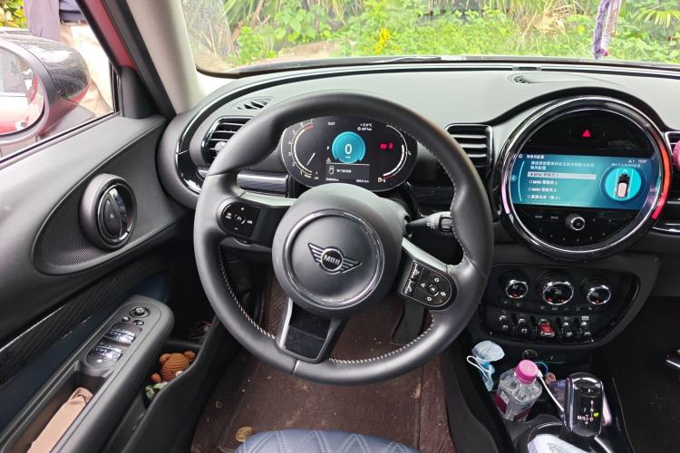 Used MINI Clubman 2023 1.5T COOPER Connoisseur Steering Wheel