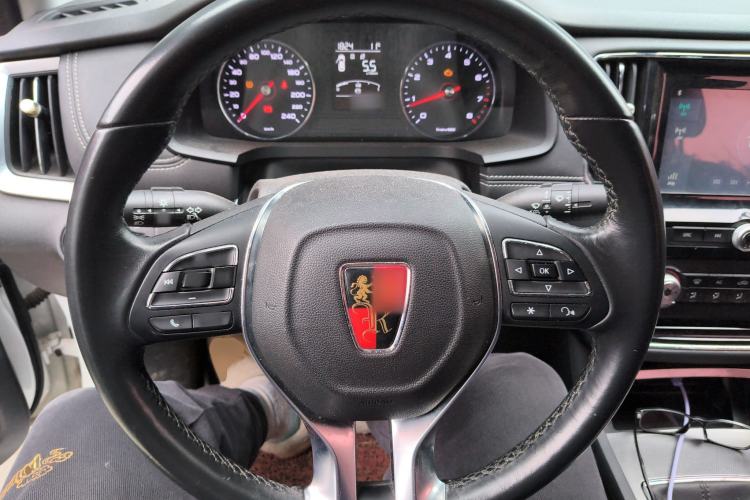Used Roewe i6 2017 20T Manual Luxury Edition
