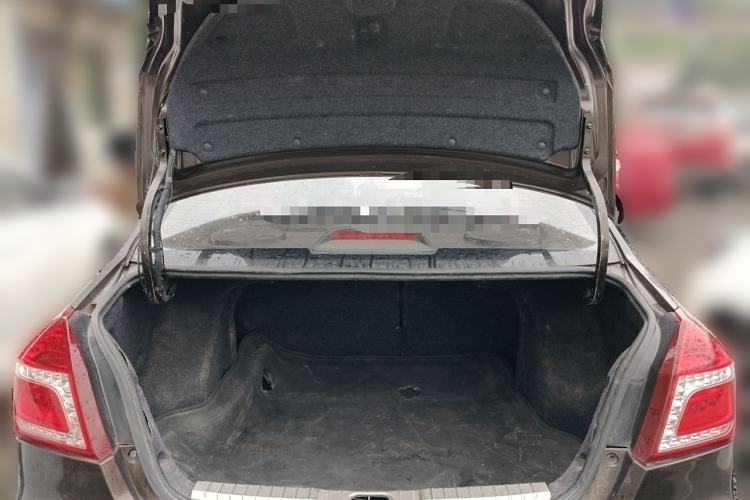 Used Geely Auto Diamond 2016 1.5L Manual Elite Edition Trunk