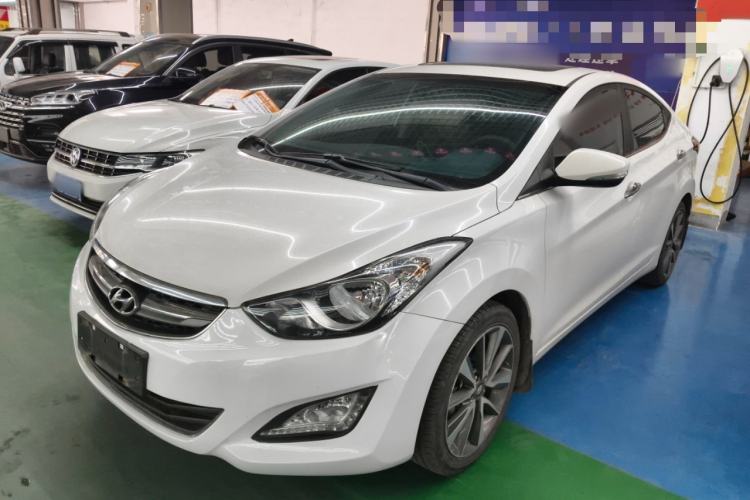 Used Hyundai Elantra (5th Generation / Langdong) 2015 1.6L Automatic Leading Model