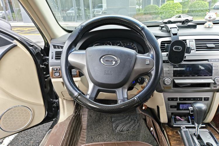 Used GAC Trumpchi GA5 2012 2.0L Automatic Elite Edition Steering Wheel