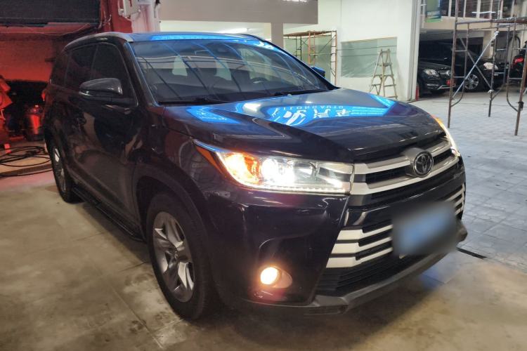 Used Toyota Highlander 2018 2.0T Four-Wheel Drive Luxury Version 7 Seats China VI Standard Exterior 1