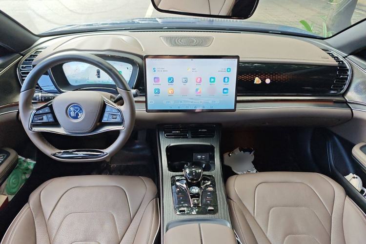 Used BYD Han 2022 DM-i 121KM Luxury Model