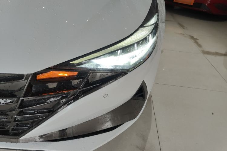 Used Hyundai Elantra 2022 240TGDi DCT LUX Prestige Edition Left Front Headlight