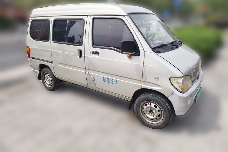 Used Wuling Zhiguang 2010 1.0L Liye Edition Front Right 45 Deg