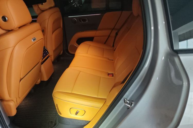 Used Li Auto i6 2025 Model Four-Wheel-Drive Standard Type