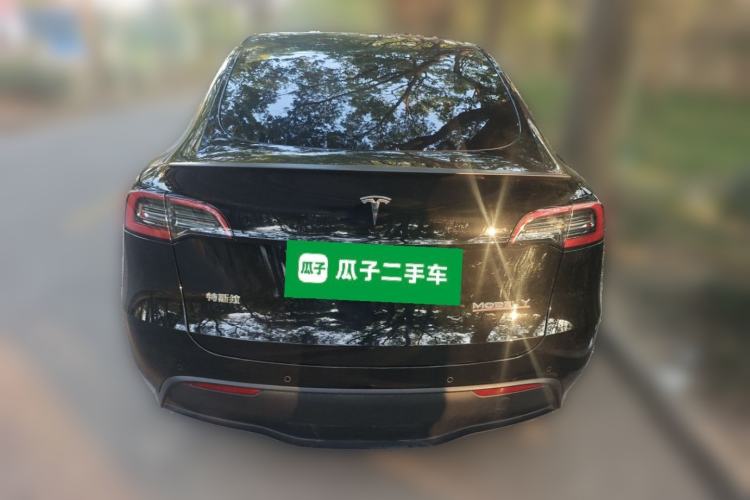 Used Tesla Model Y 2023 High-Performance All-Wheel-Drive Version