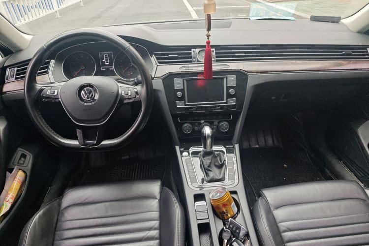 Used Volkswagen Magotan 2018 330TSI DSG Luxury Model