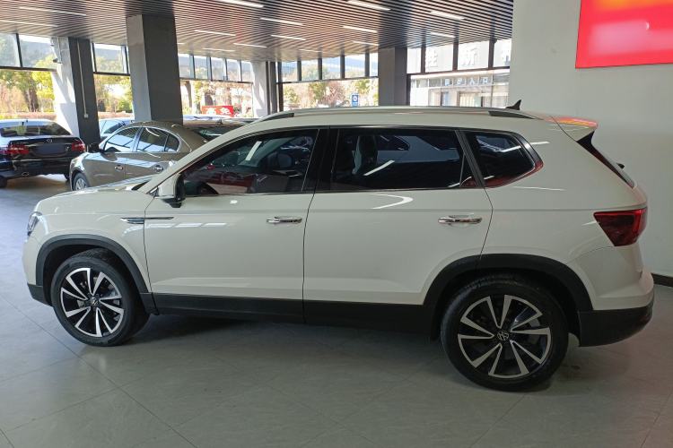 Used Volkswagen Tharu 2022 280TSI Two-Wheel-Drive Luxury Edition