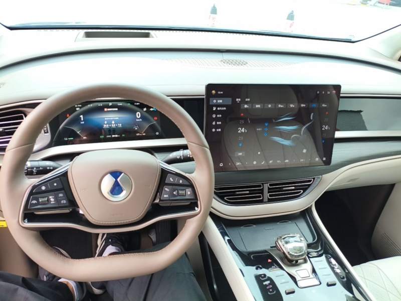 Used Denza D9 2022 DM-i 970 Four-Wheel Drive Flagship Model — 9