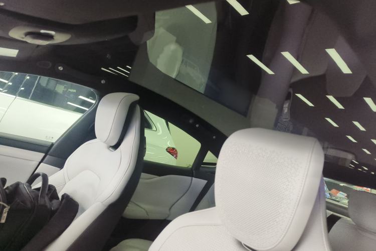 Used Xiaomi Auto SU7 2024 Four-Wheel Drive Ultra-Long Range Advanced Intelligent Driving Max Edition