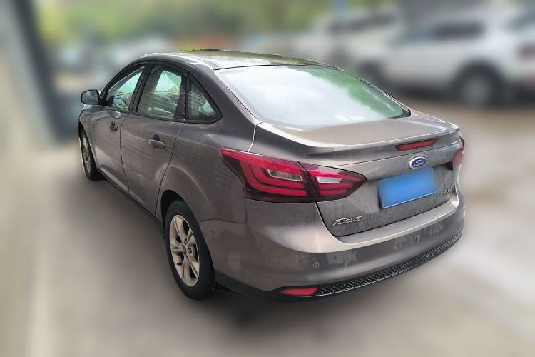 Used Ford Focus 2012 Sedan 1.6L Automatic Fashion Edition