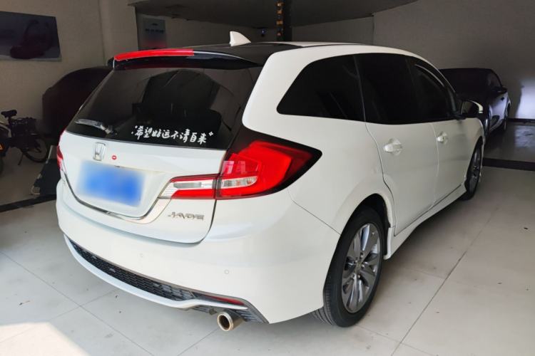 Used Honda Jade 2017 1.8L automatic Comfort version 5 seats
