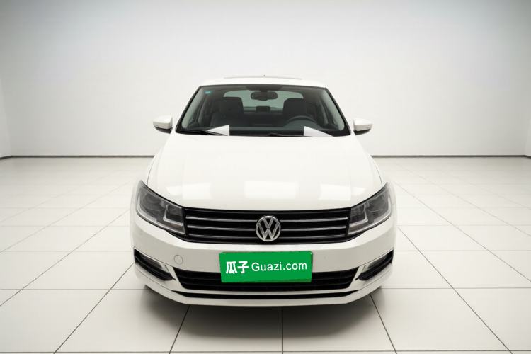 Used Volkswagen Santana 2016 1.6L Automatic Comfort Edition Exterior 1