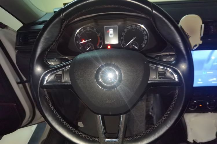 Used Skoda Superb 2016 TSI330 DSG Smart Drive Edition