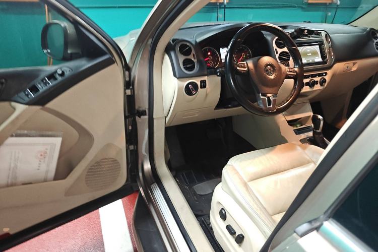 Used Volkswagen Tiguan 2013 1.8TSI Automatic Two-Wheel Drive Luxury Model Driver Seat