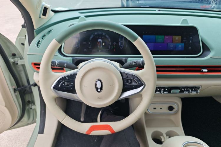 Used ORA Good Cat 2023 401 km Standard Range Premium Version Lithium Iron Phosphate