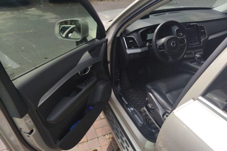 Used Volvo XC90 2018 T6 Zhiyi Edition 7-Seater
