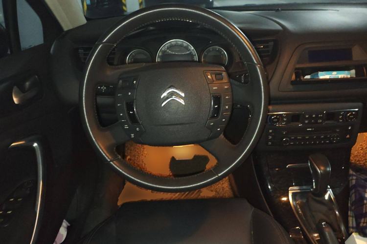 Used Citroen C5 2013 2.3L Automatic Zunyu Model Steering Wheel