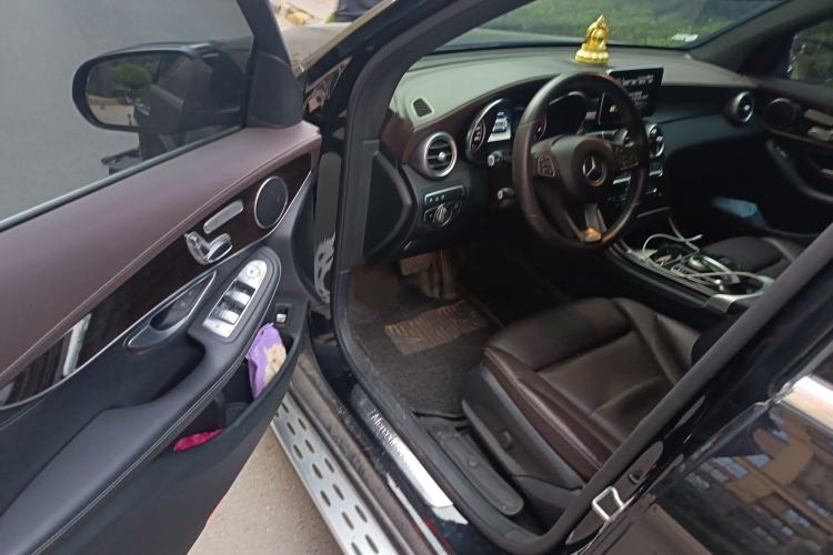 Used Mercedes-Benz GLC 2018 GLC 260 4MATIC Luxury Model