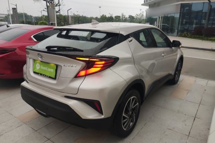 Used Toyota C-HR 2021 2.0L Luxury Edition Rear Right 45 Deg