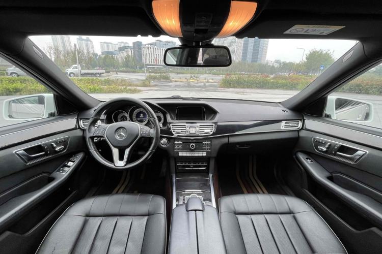 Used Mercedes-Benz E-Class 2015 Facelift E 200 L Sport Edition
