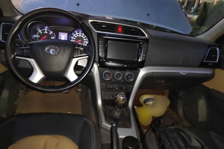 Used Great Wall Wingle 6 2014 2.0T Two-Wheel Drive Elite Version 4D20B