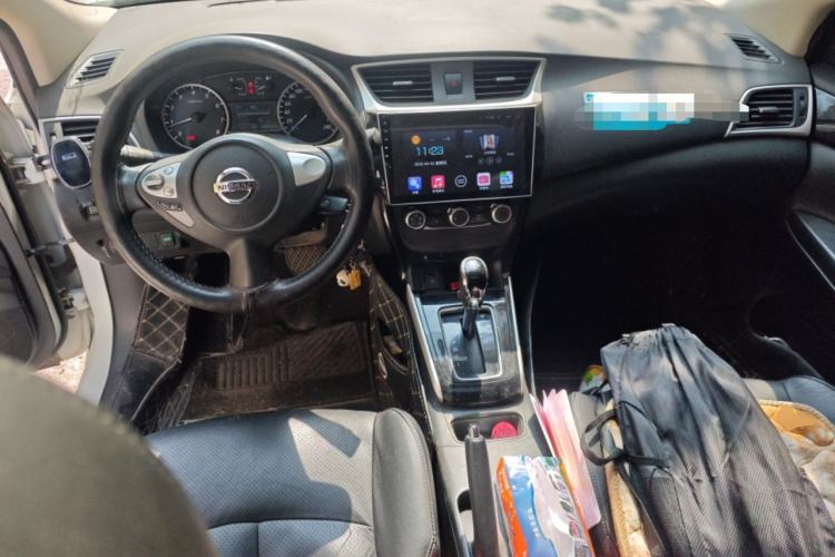 Used Nissan Sylphy 2016 1.6 XL CVT Luxury Edition Center Console