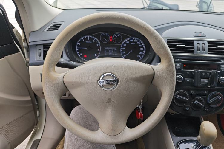 Used Nissan Tiida 2011 1.6L CVT Comfort Model Steering Wheel