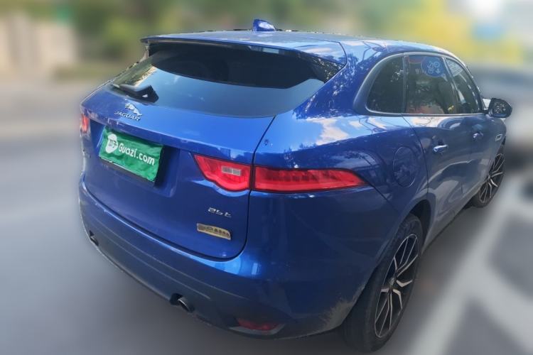 Used Jaguar F-PACE 2018 2.0T Two-Wheel Drive Urban Deluxe Edition Rear Right 45 Deg