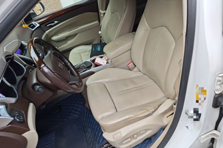 Used Cadillac SRX 2011 3.0L Luxury Model
