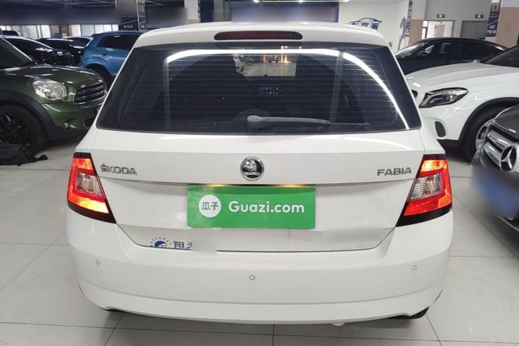 Used Skoda Fabia 2017 1.4L Automatic Car Enjoy Edition