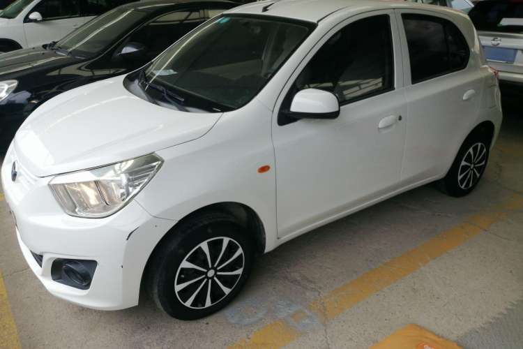 Used Venucia R30 2016 1.2L Manual Enjoyment Edition
