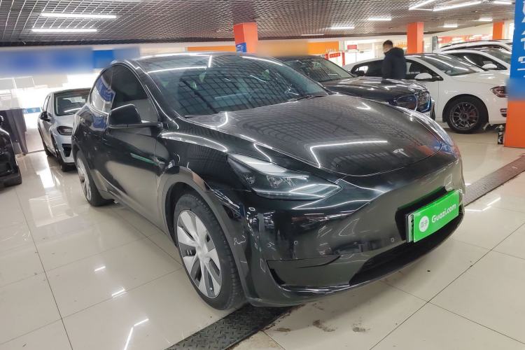Used Tesla Model Y 2022 Rear-Wheel-Drive Version
