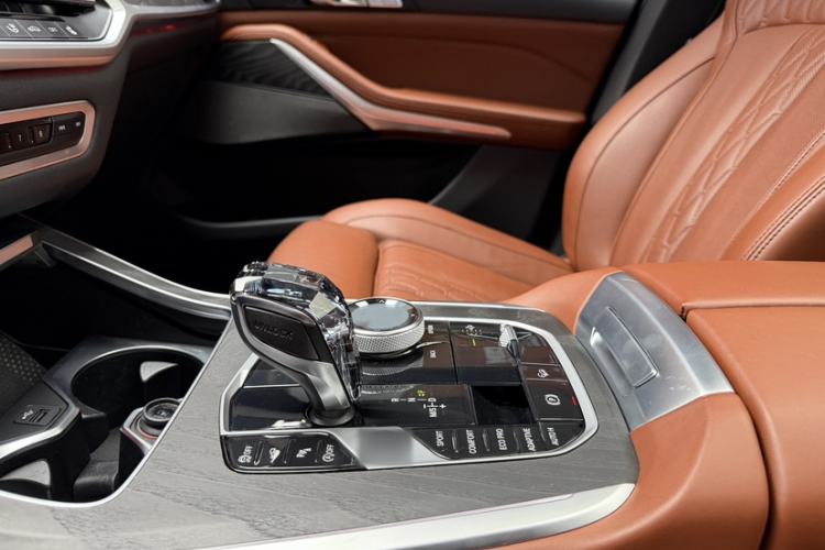 Used BMW X7 2022 xDrive40i Luxury M Sport Package