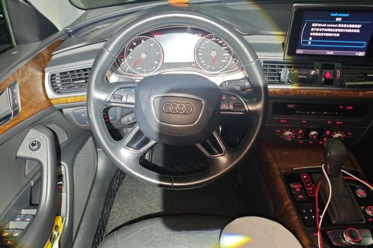 Used Audi A6L 2018 30th Anniversary Edition 35 TFSI Fashion Model
