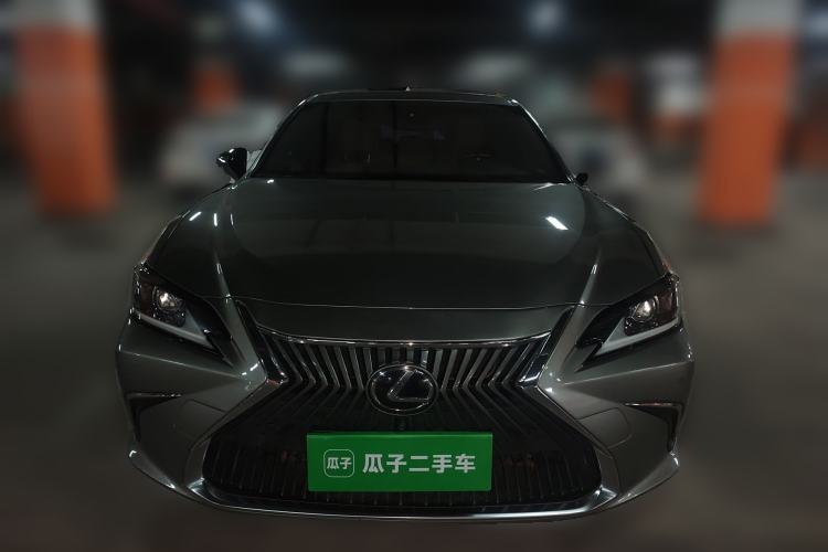 Used Lexus ES 2020 200 Excellence Edition
