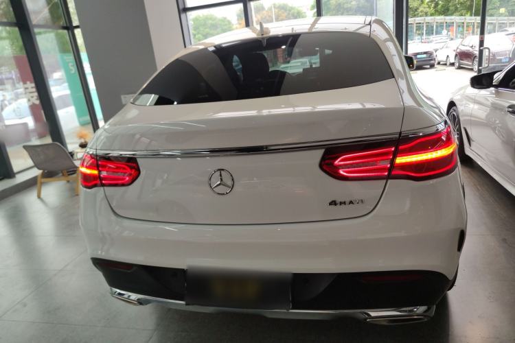 Used Mercedes-Benz GLE Coupe 2017 GLE 400 4MATIC Coupe SUV
