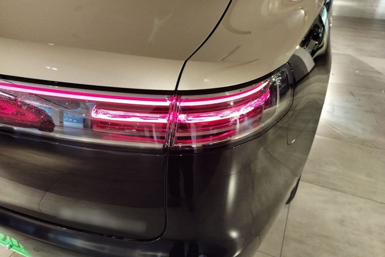 Used Hima S800 2025 Model, Pure Electric Starlight Premium Edition, 5 Seats