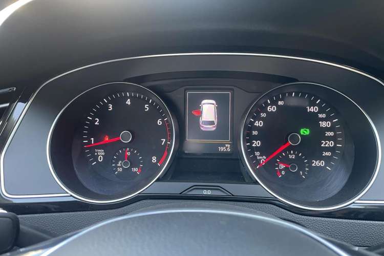 Used Volkswagen Variant 2018 380TSI Two-Wheel Drive Comfort Edition