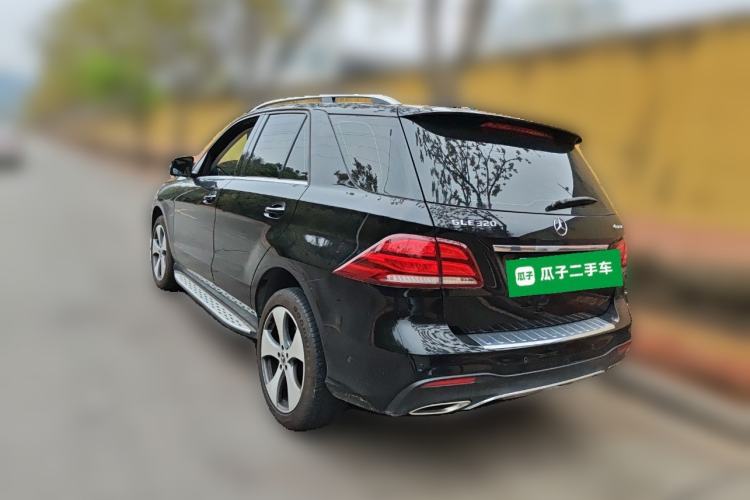 Used Mercedes-Benz GLE 2019 GLE 320 4MATIC Luxury Collection Edition Rear Left 45 Deg