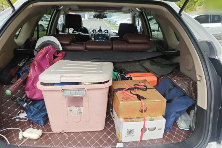 Used BYD Tang New Energy 2015 2.0T Four-Wheel-Drive Flagship Model Trunk