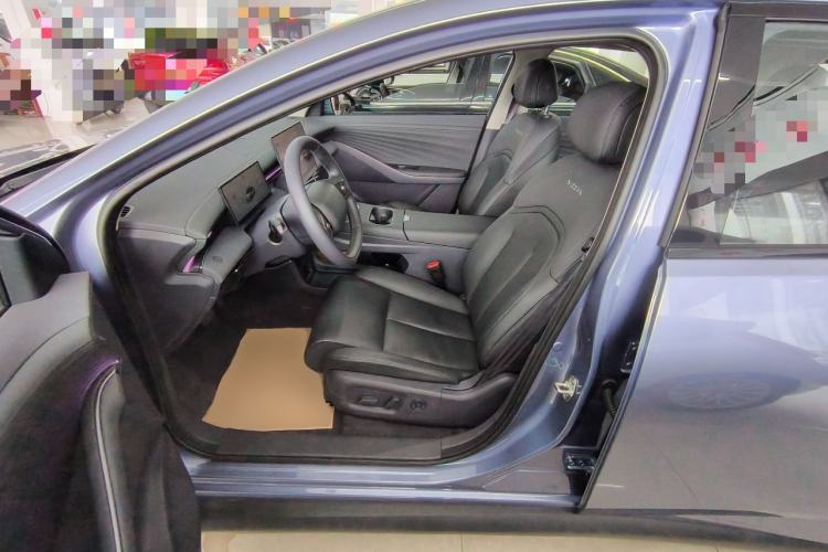 Used Nissan N6 2026 Model 180 Max Left Front Seat