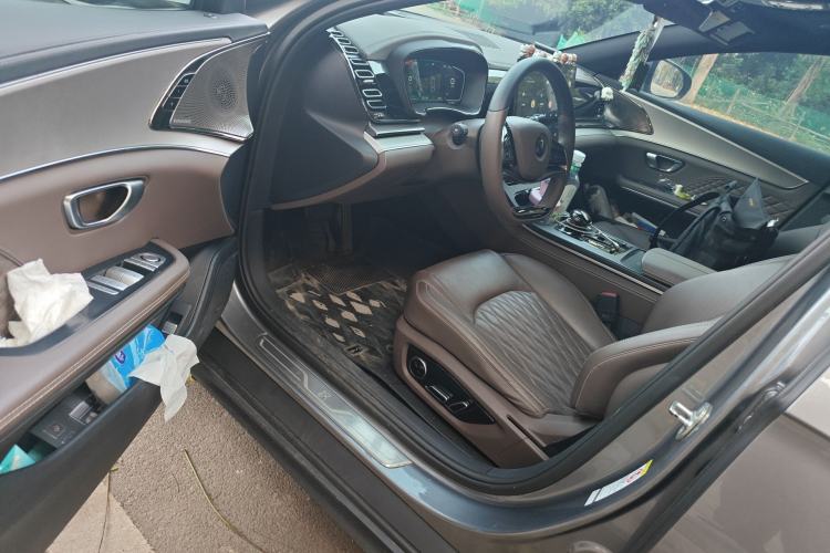 Used BYD Han 2022 EV Genesis Edition 715KM Front-Wheel-Drive Prestige Model Driver Seat