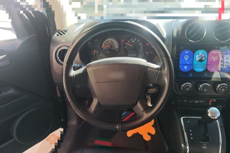 Used Jeep Compass 2010 2.4L four-wheel drive sport version